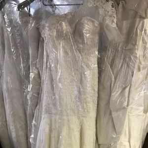Wedding Dress Size 6 new